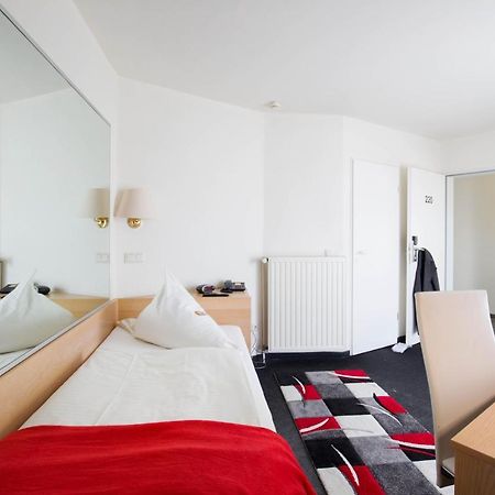 Hotel Moerser Hof Buitenkant foto
