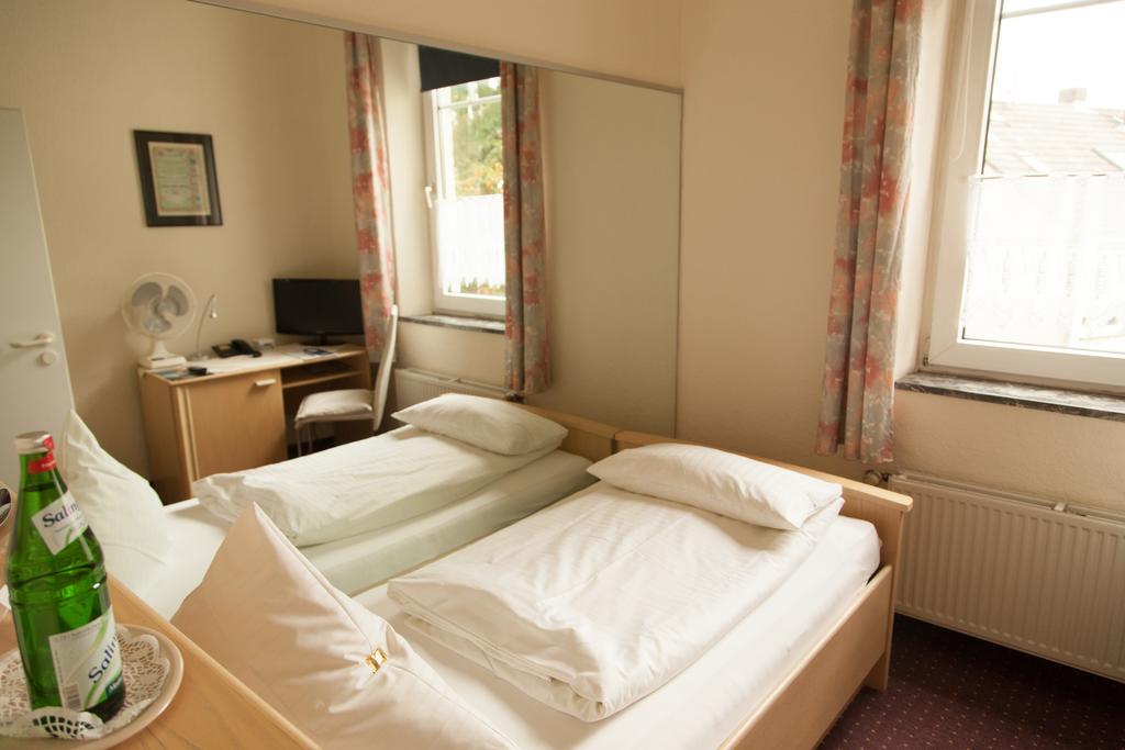Hotel Moerser Hof Buitenkant foto