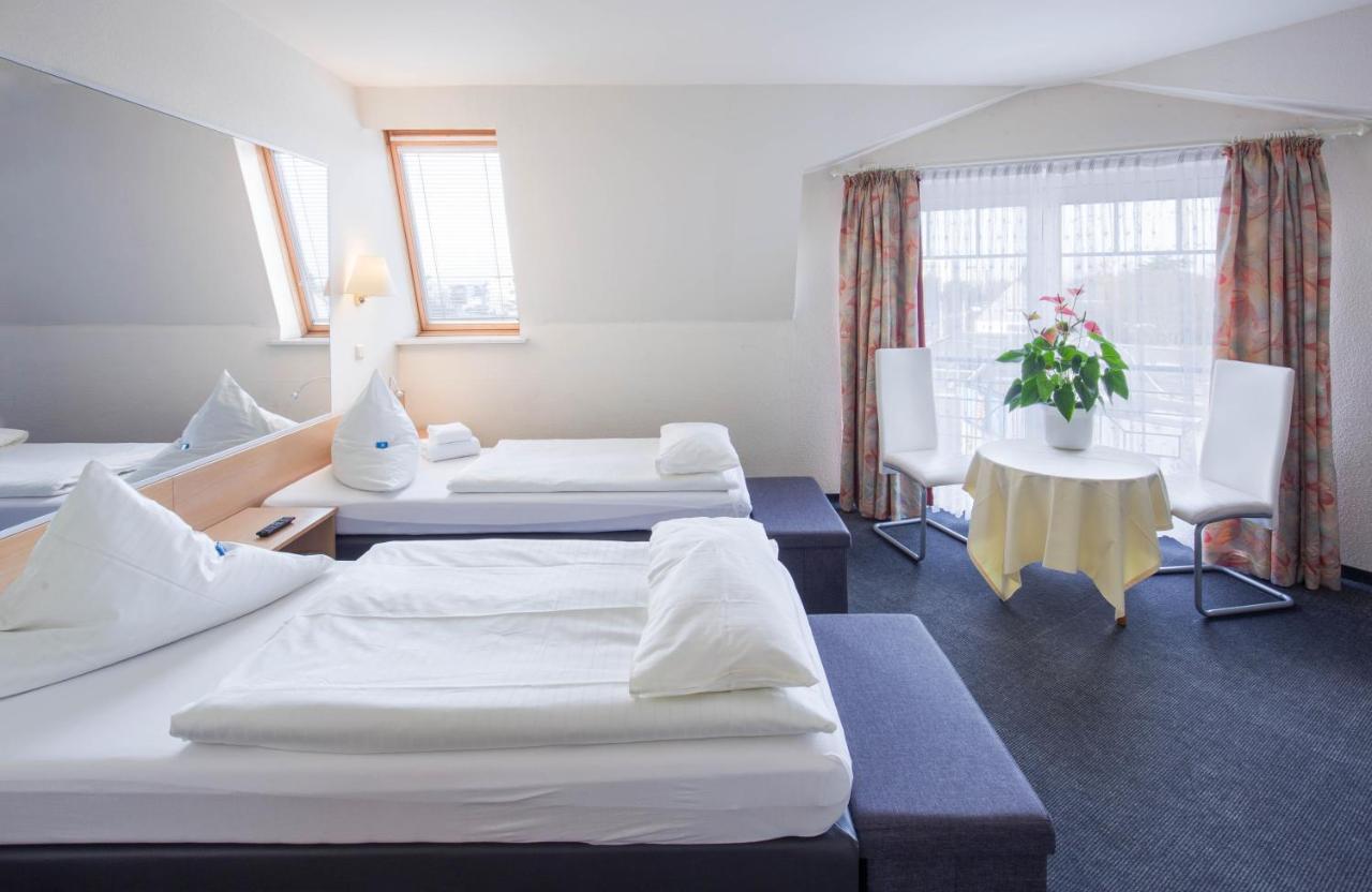 Hotel Moerser Hof Buitenkant foto