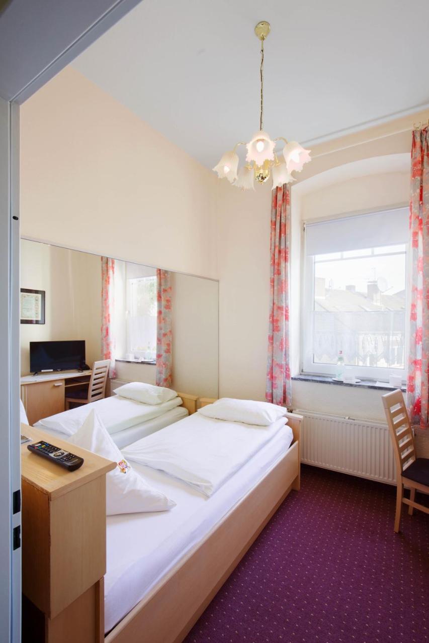 Hotel Moerser Hof Buitenkant foto